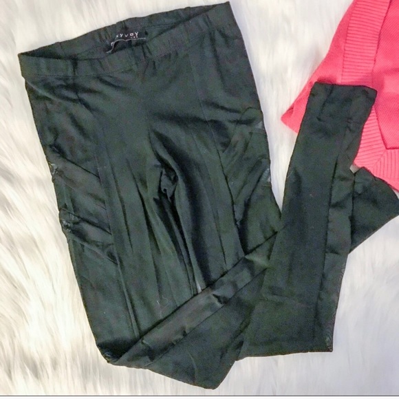 Milkyway Black Mesh Side Panel Leggings - Picture 4 of 6